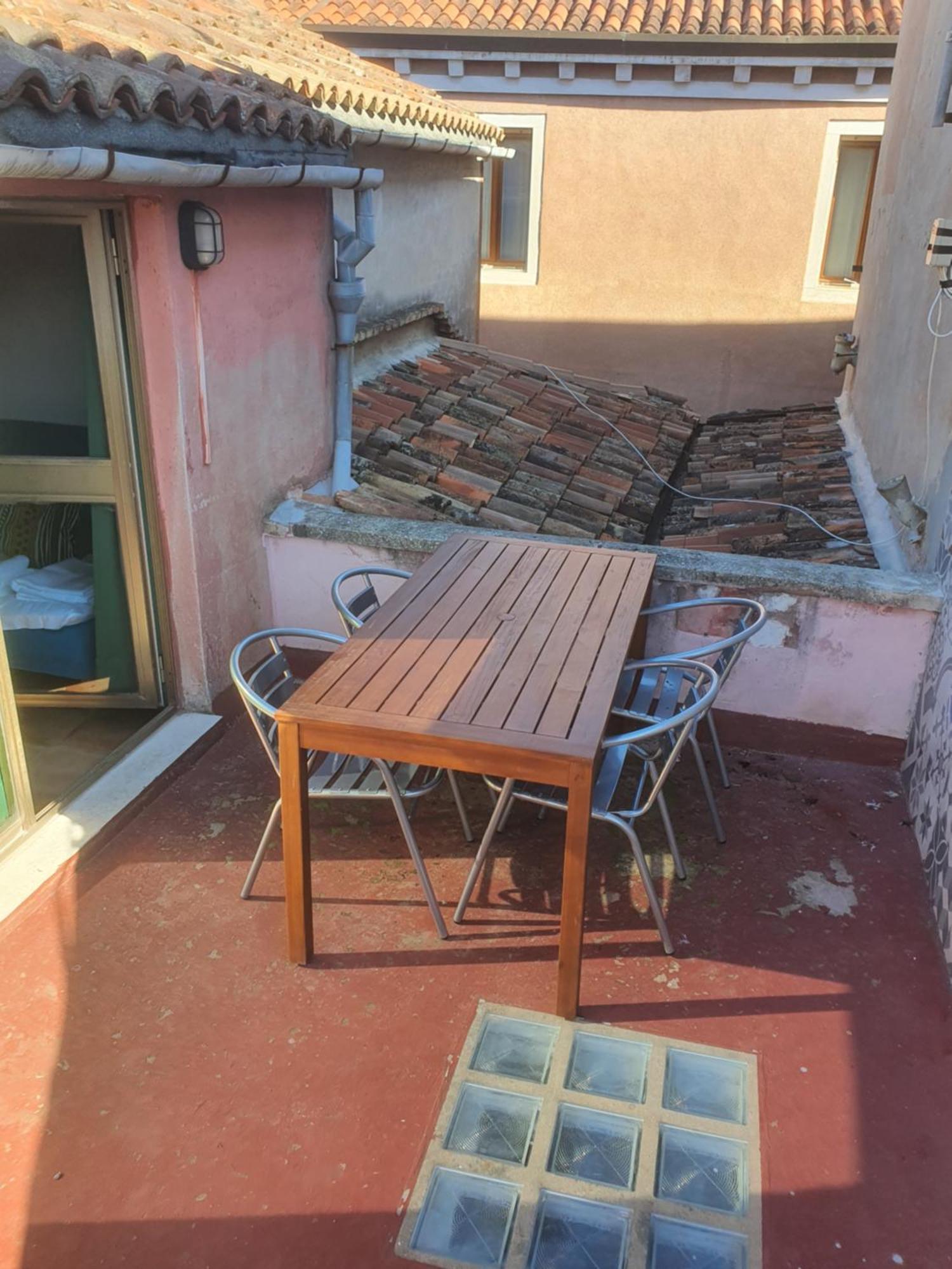 Appartamento Con Terrazza Biennale Venesia Bagian luar foto