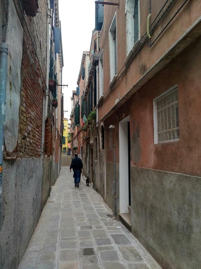 Appartamento Con Terrazza Biennale Venesia Bagian luar foto